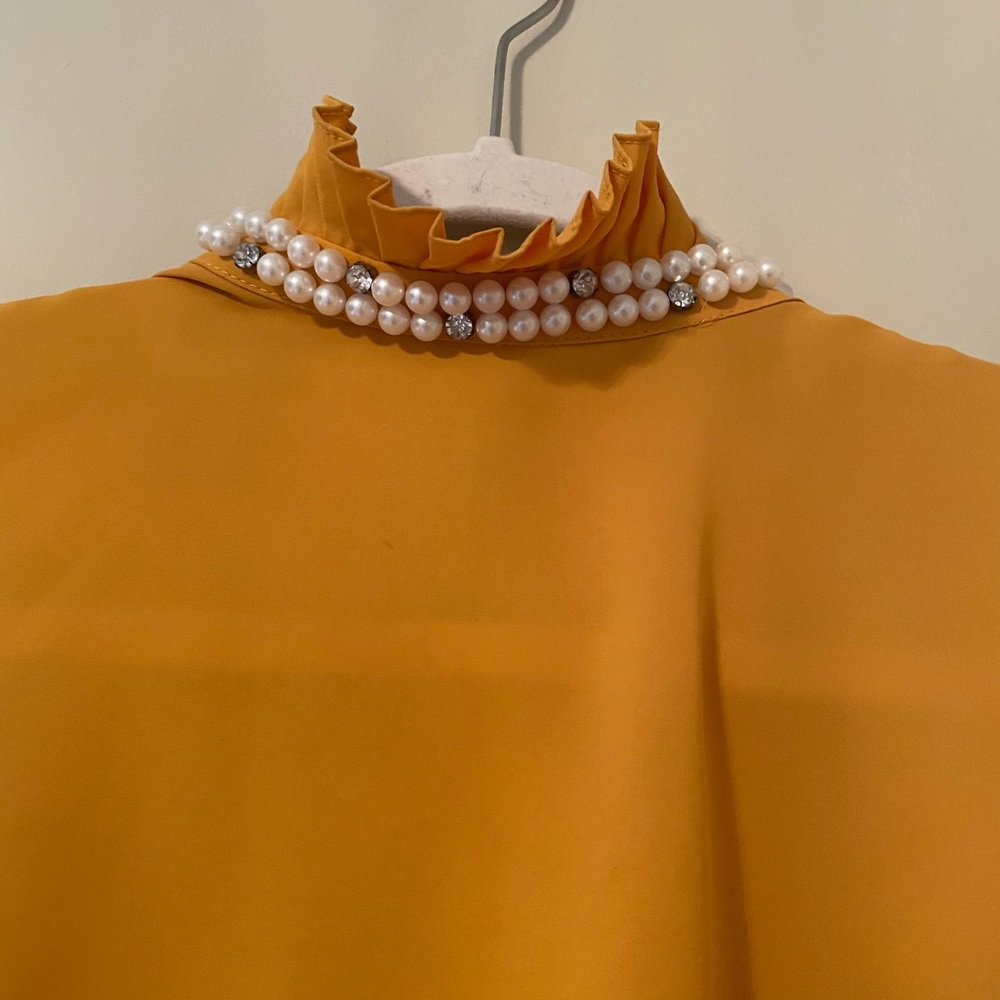 EXPLOSION- mustard blouse
